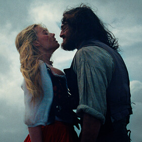 Почему секс-сцены в «Грозовом перевале» по-особенному горячие?