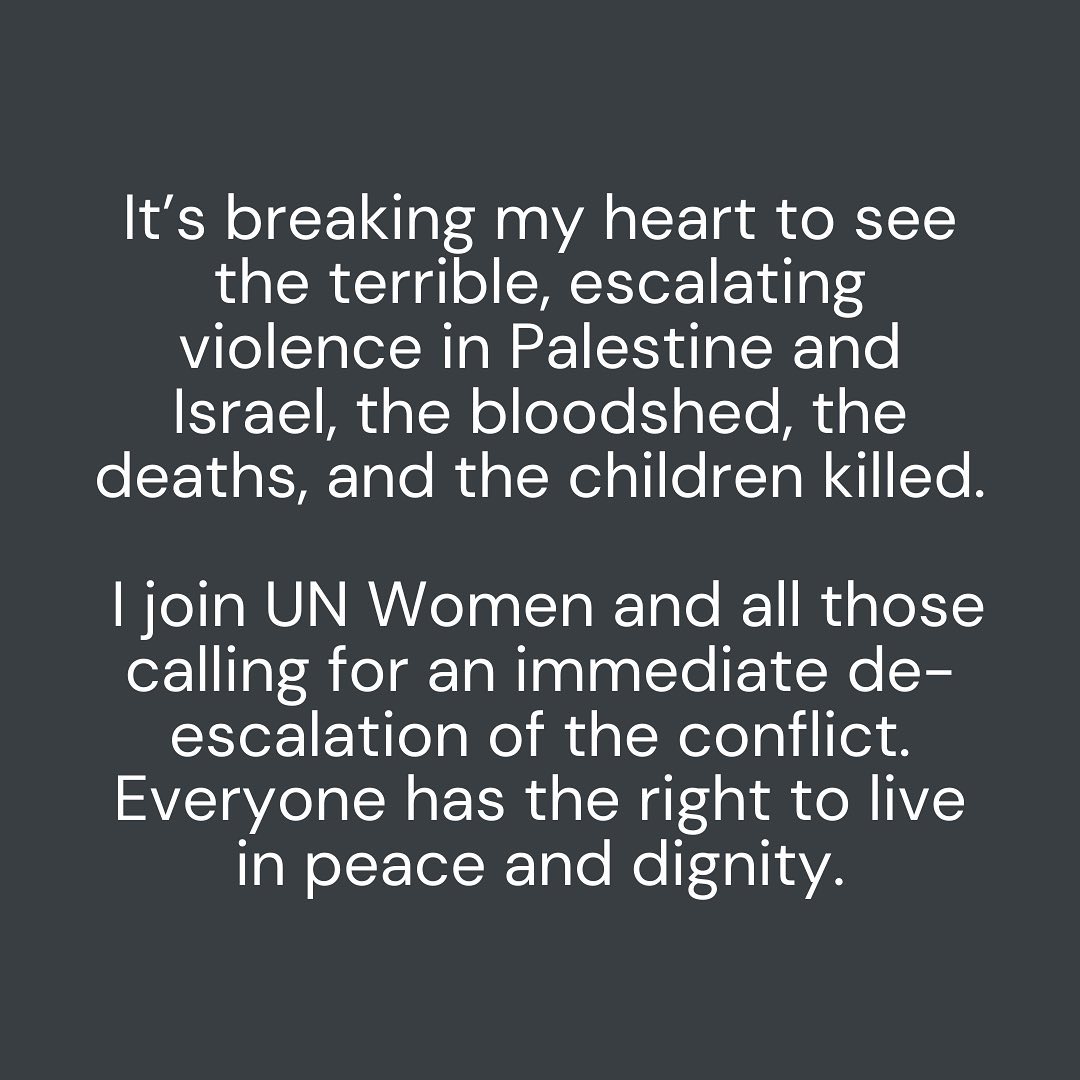 Anne_Hathaway_Palestina_02_Mainstyle.jpg