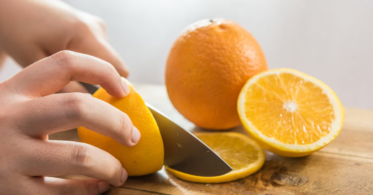 апельсиновый сок невероятно полезен для организма