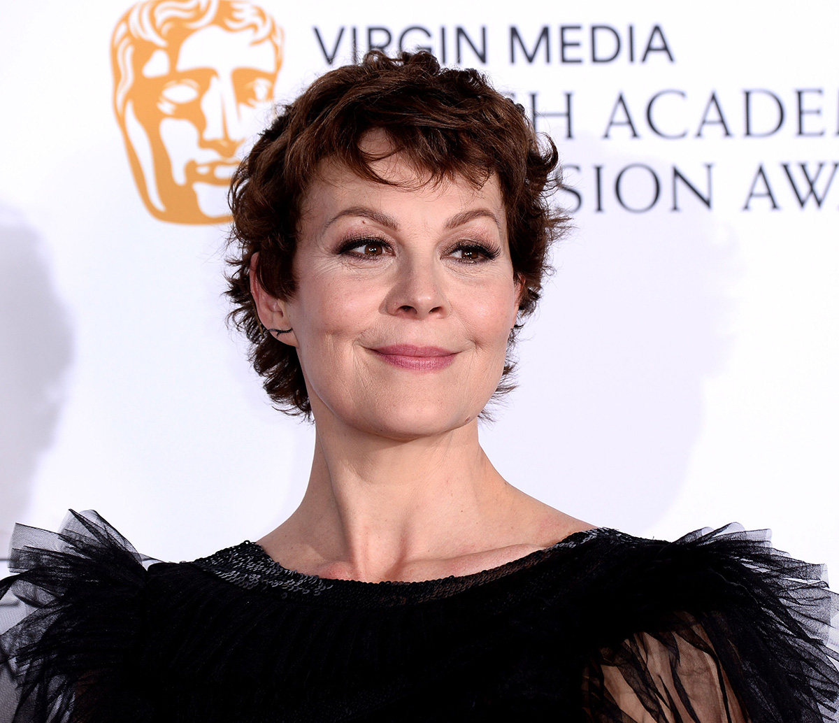 Үлкен мүшесі менің есегіме сыймайды. Төрт аяқта тұрған жалаңаш әйелдердің суреттері