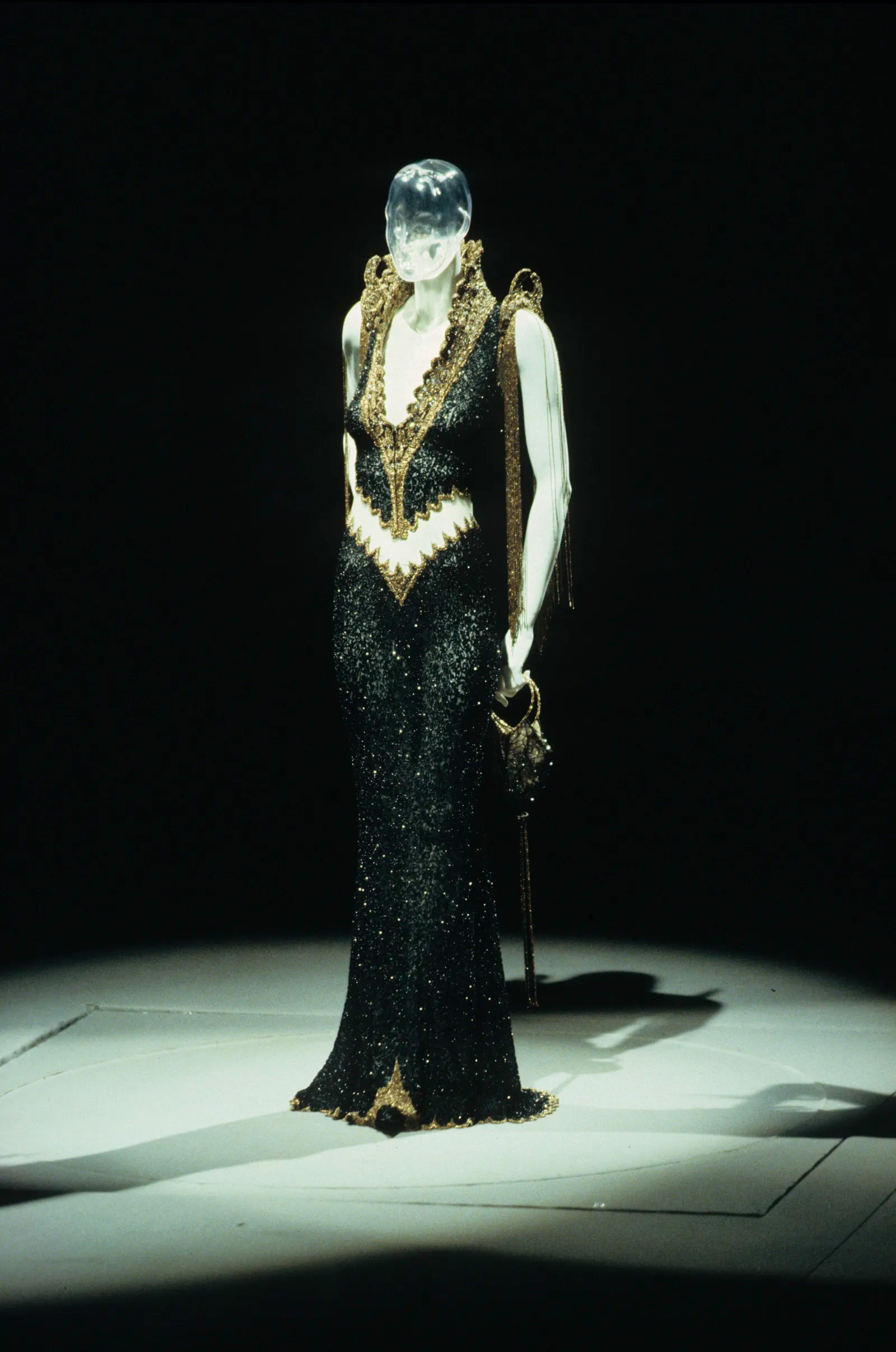 Платье Александра Маккуина для Givenchy Haute Couture, 1999 год