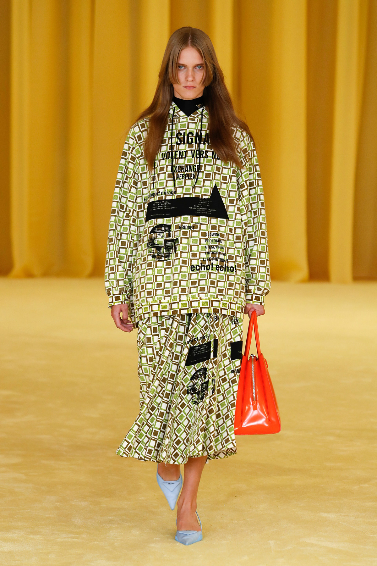 Коллекция Prada весна-лето 2021