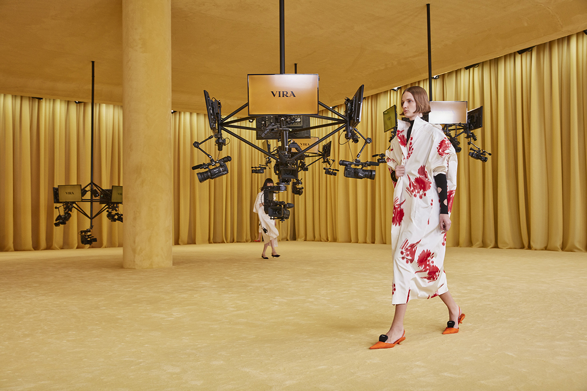 Prada весна-лето 2021