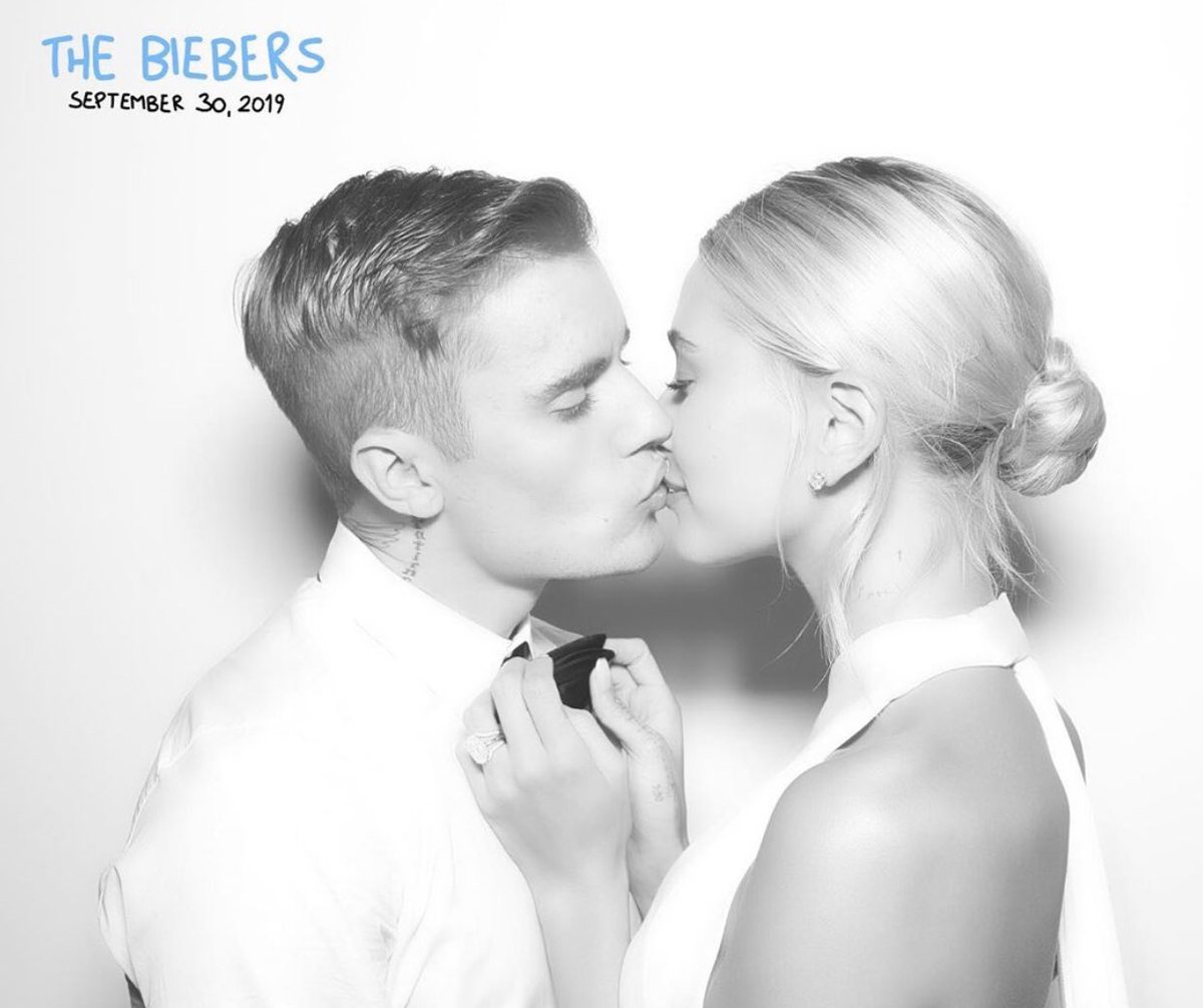 Джастин Бибер посвятил жене романтичный стих в соцсетях