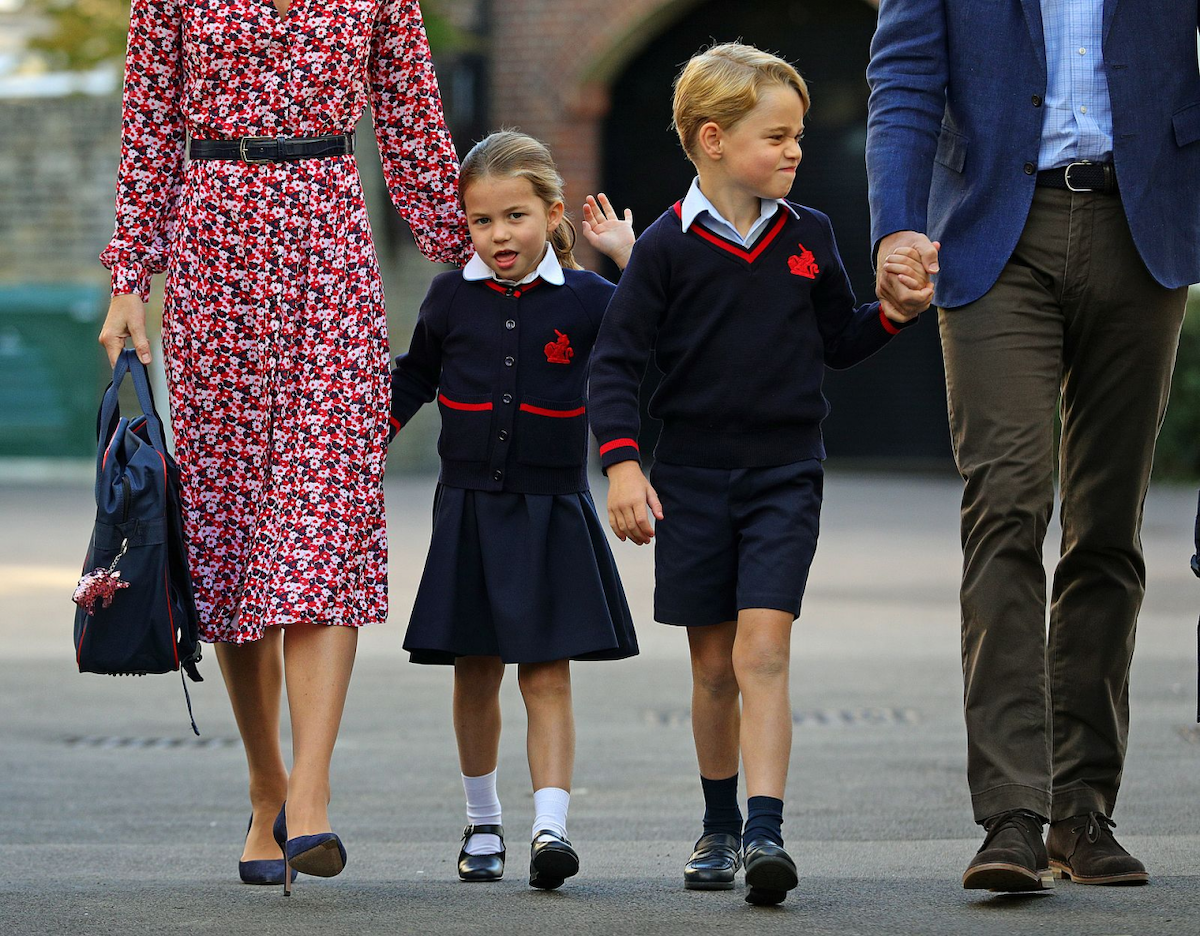 Принц Джордж и принцесса Шарлотта с родителями