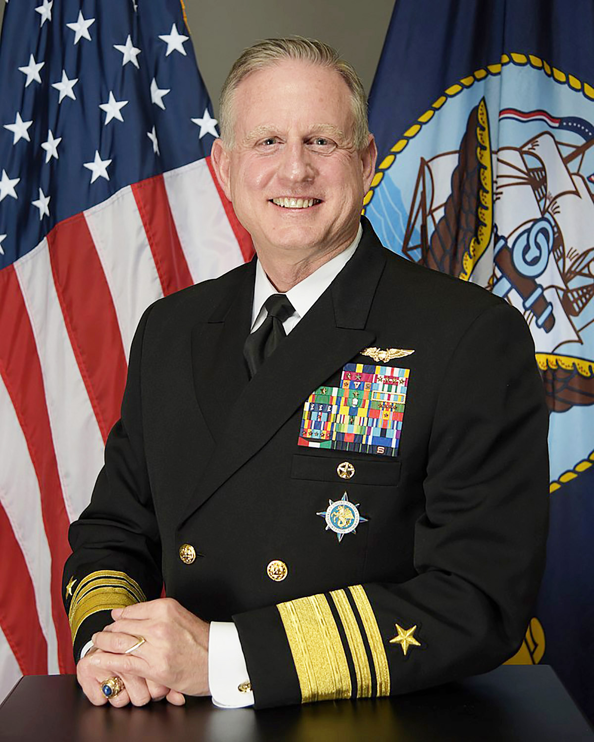 Заместитель главы транспортного командования США вице-адмирал Ди Мьюборн