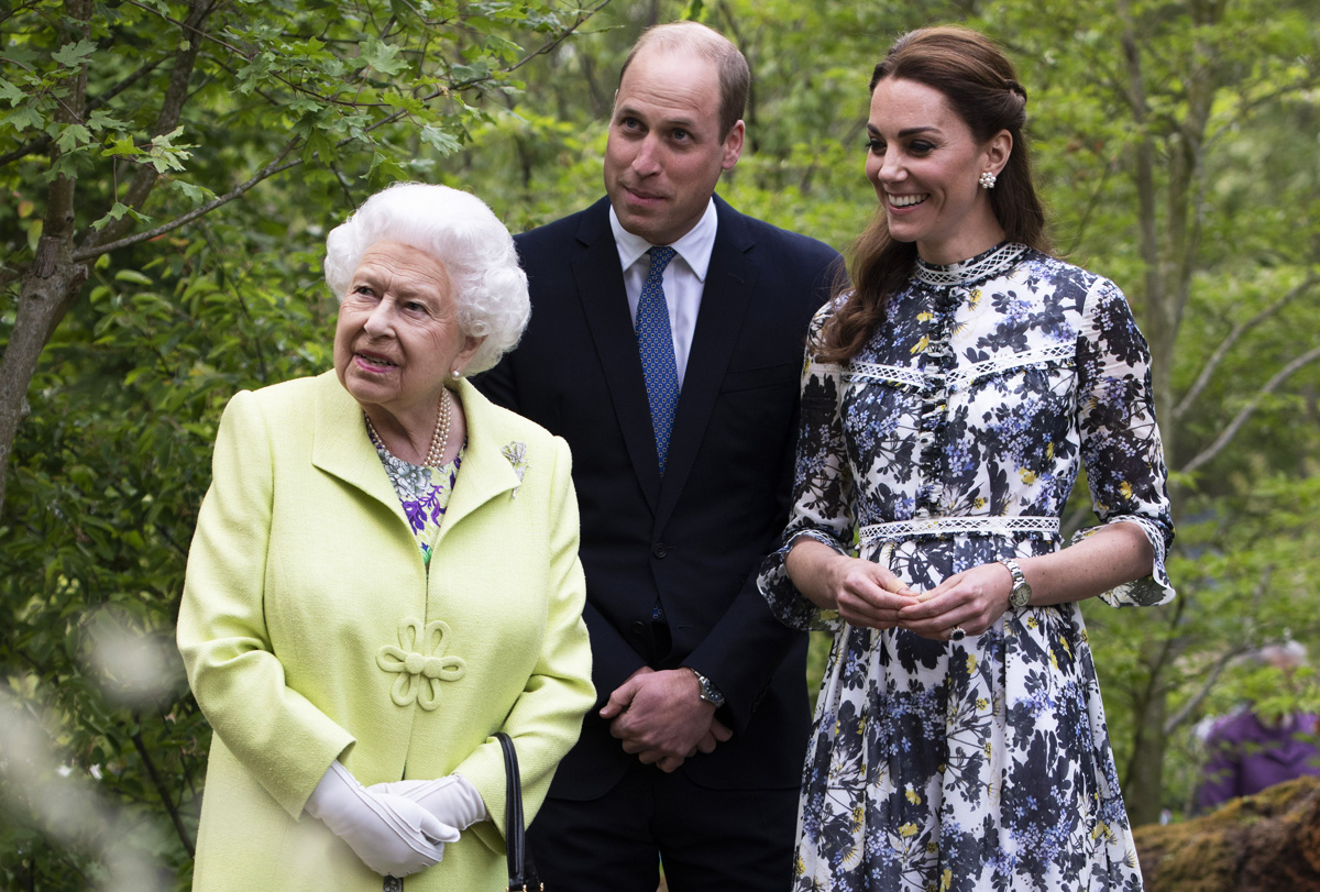 Елизавета II, принц Уильям и Кейт Миддлтон на пресс-дне RHS Chelsea Flower Show 2019