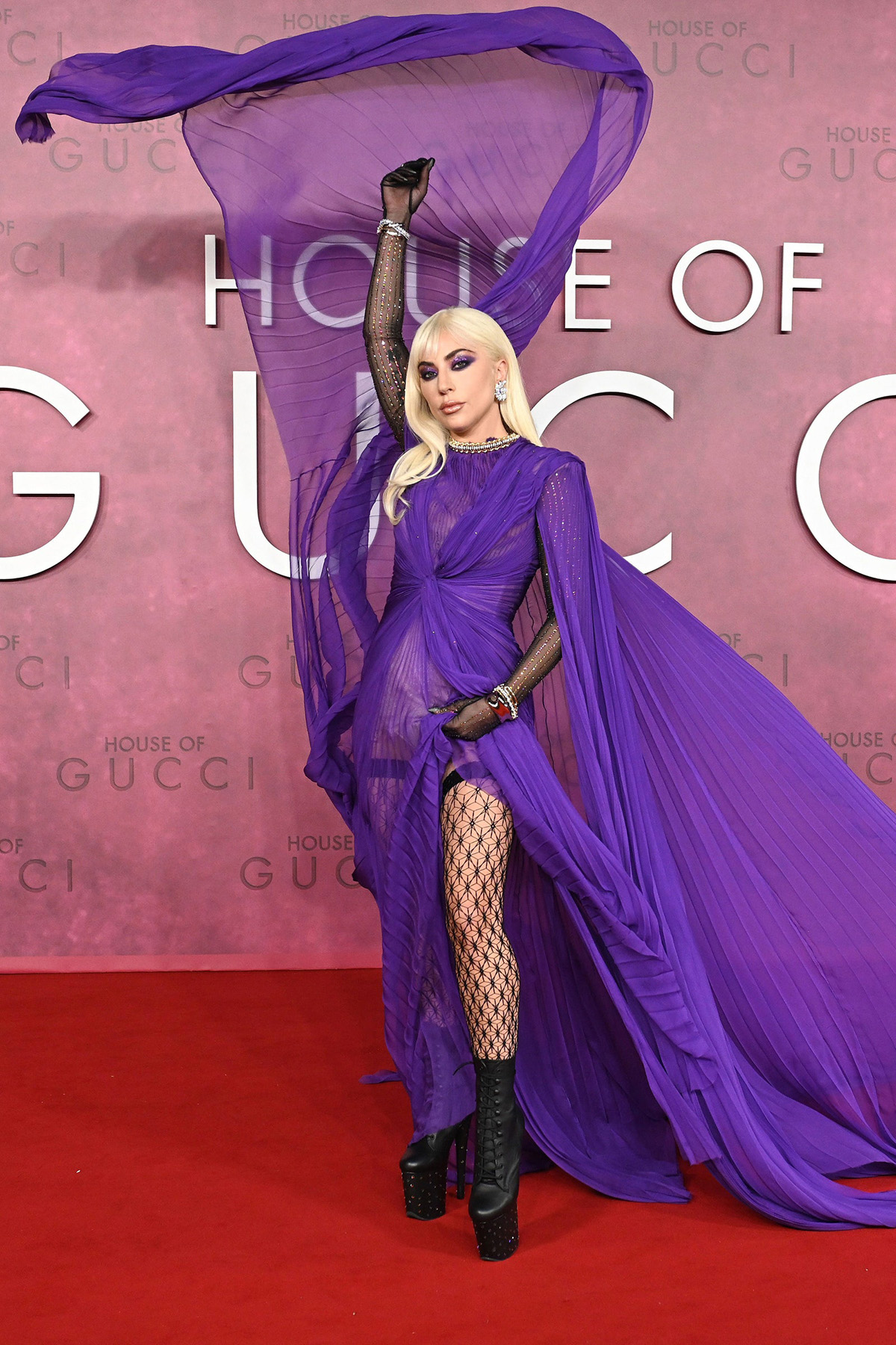 Леди Гага на премьере фильма «Дом Gucci» в Лондоне, 2021