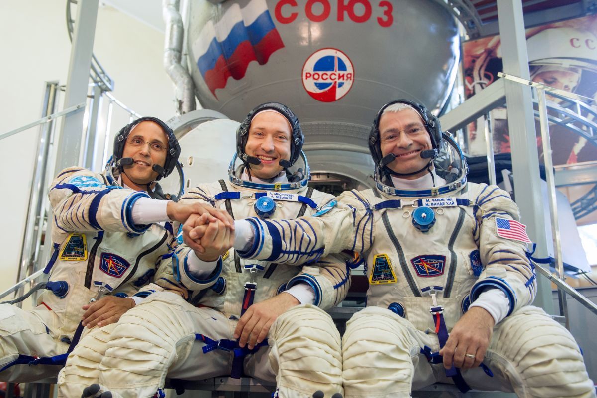 Астронавт NASA и российские космонавты