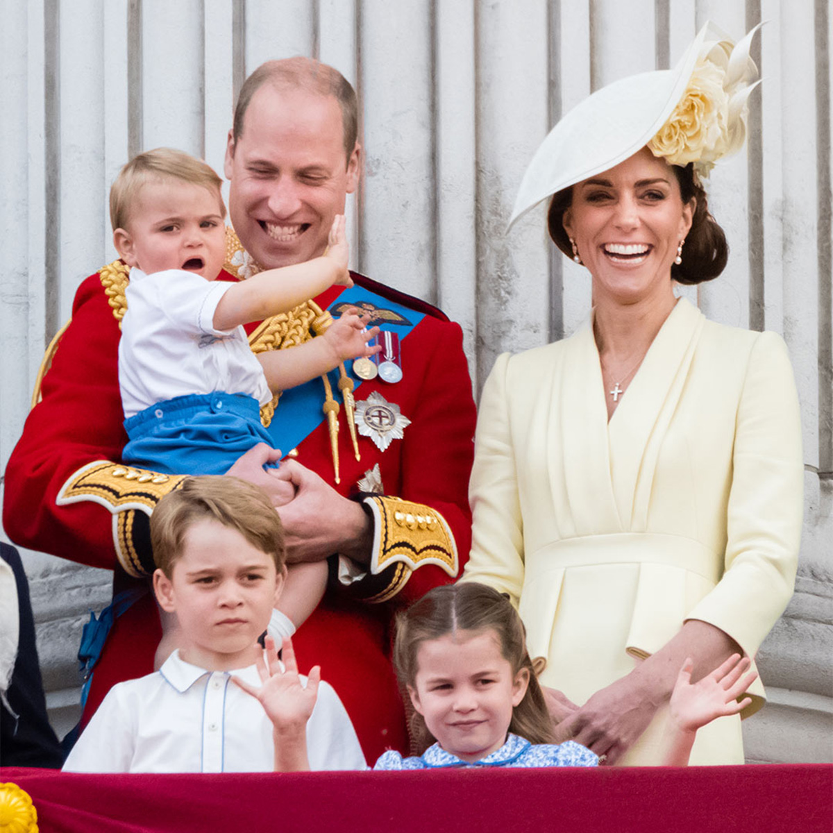Первое появления принца Луи на балконе Букингемского дворца во время ежегодного парада в честь дня рождения королевы Елизаветы II Trooping The Colour, 8 июня 2019 года в Лондоне, Англия