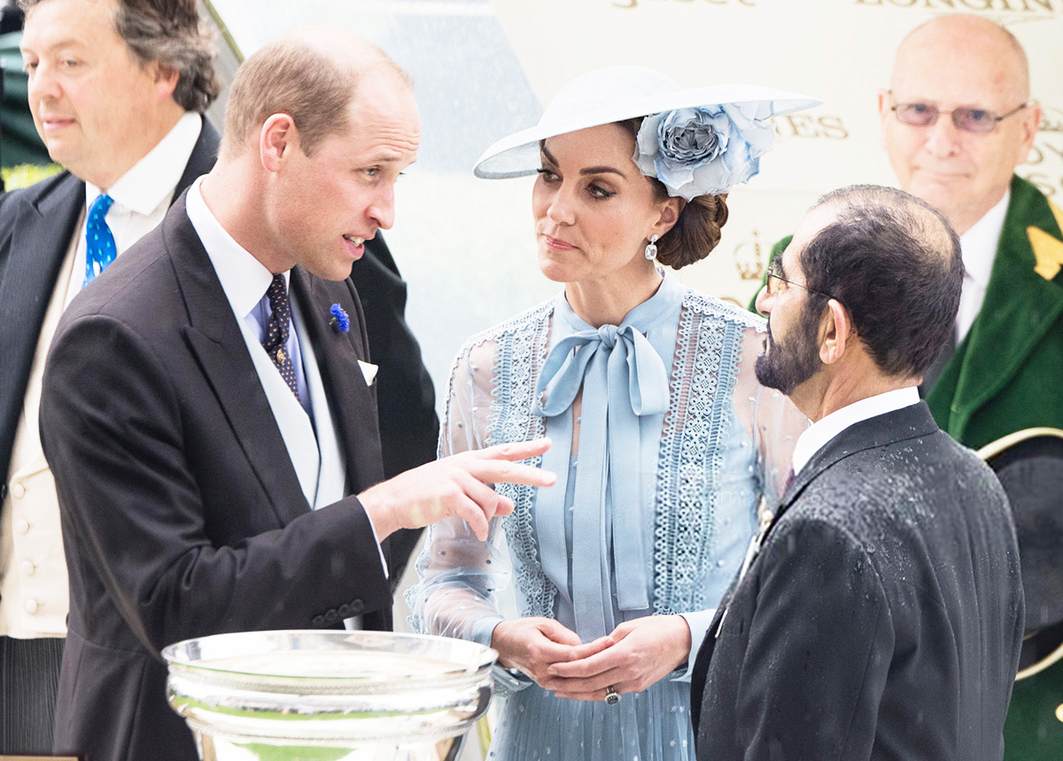 Принц Уильям, герцог Кембриджский, Кэтрин, герцогиня Кембриджская и шейх Мохаммед бин Рашид Аль Мактум на ипподроме Аскот 18 июня 2019 года в Аскоте, Великобритания